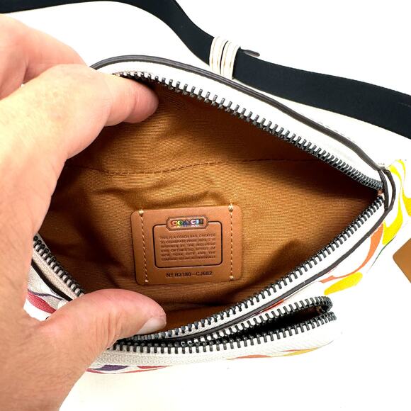 Coach Sprint Belt Bag 24 In Rainbow Signature Canvas Chalk White Multi CJ682 - Picture 3 of 7